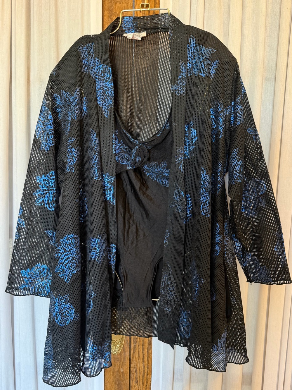 Oscar De La Renta Black Blue Floral 2-Piece Swim Set